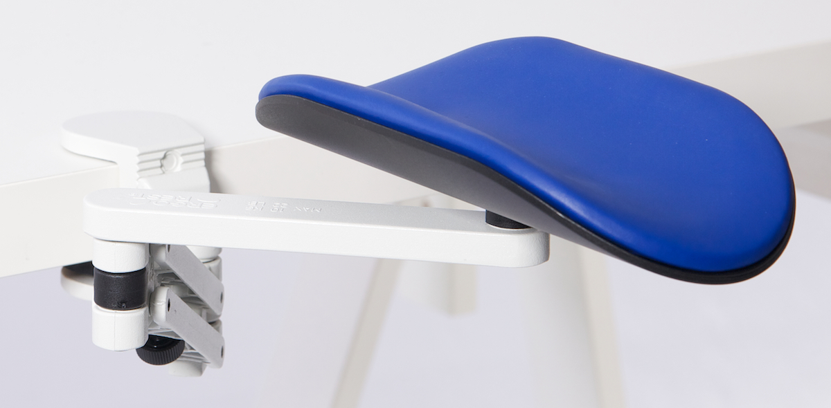 Ergorest ohne Mousepad weiß 330-weiß, 0-für Tischplatte 15 bis 43 mm, 36-Arm lang 125 mm, Pad lang 200 mm blau Ergorest ohne Mousepad weiß 330-weiß, 0-für Tischplatte 15 bis 43 mm, 36-Arm lang 125 mm, Pad lang 200 mm blau
