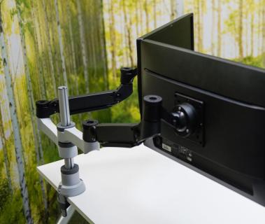 Caparo 4 D2 Dual Monitorarm