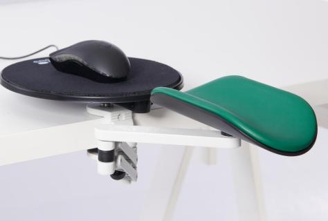 Ergorest mit Mousepad weiß 350-weiß, 1-für Tischplatte 34 bis 64 mm, 51-Arm standard 89 mm, Pad lang 200 mm grün